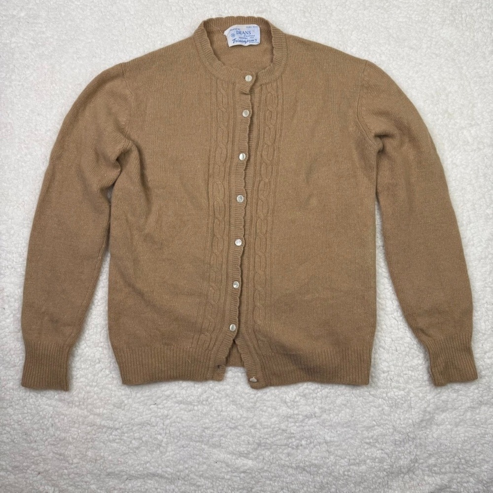 Vintage DEANS of Scotland Cable Knit Cardigan‎ Pure Wool Tan Button Up Size 38